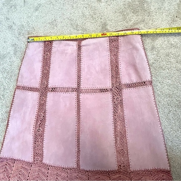 Danier pink suede leather crochet knit patchwork skirt Sz 12 - Picture 9 of 12